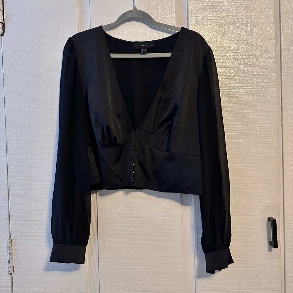 Forever 21 Black Plunge Crop Blouse